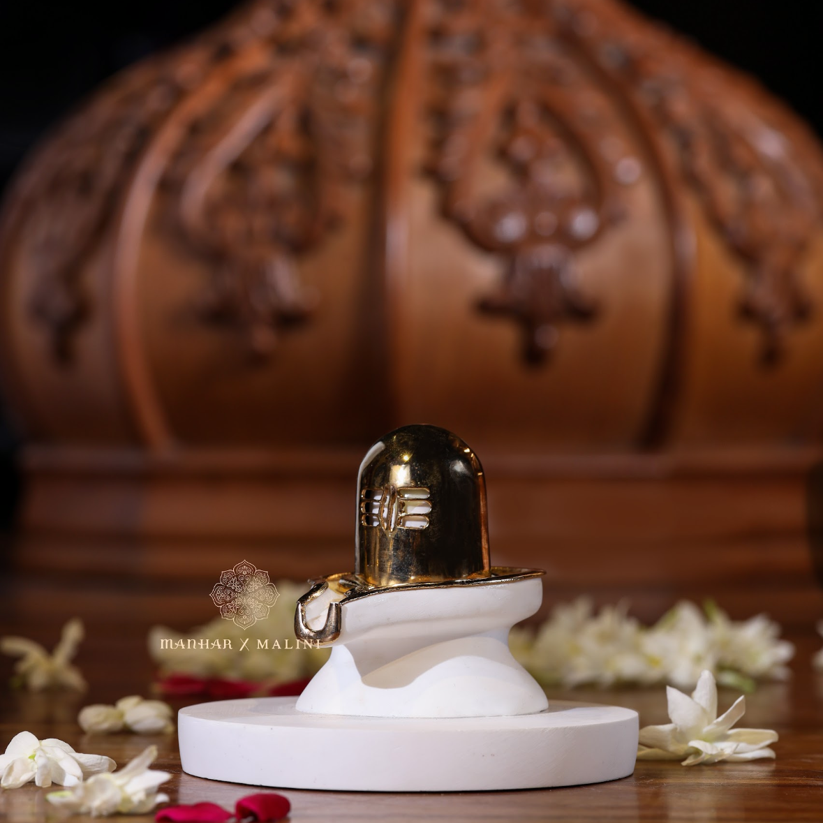 Golden Shivlinga