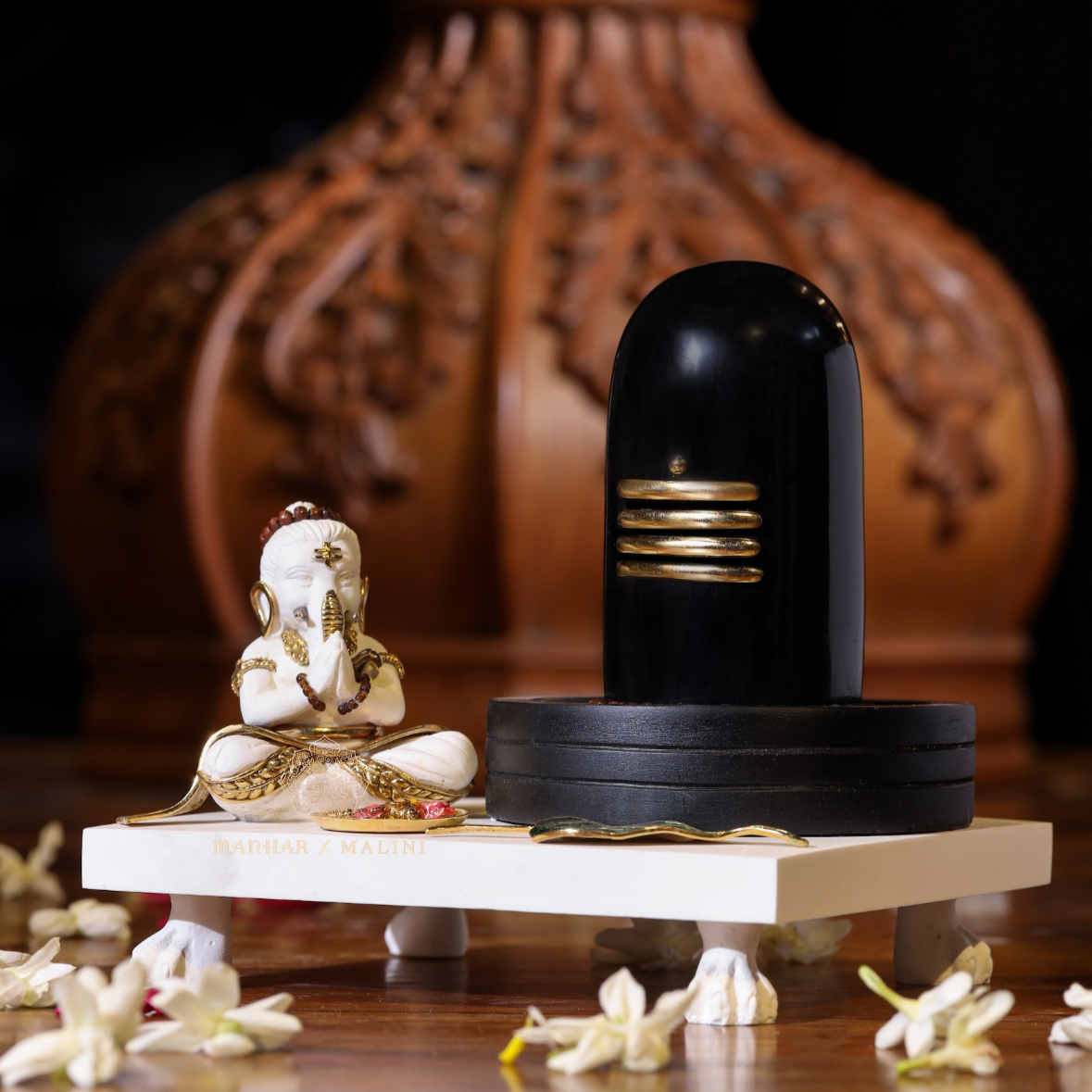 Ganesha with Shivling